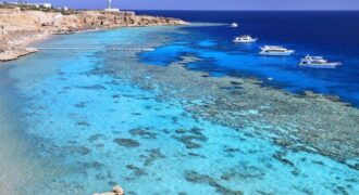 Хотел 4 звезди на първа линия Егейско море