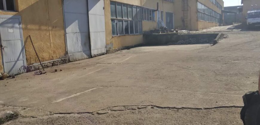 Завод за металостроителната и металообработващата промишленост 64913 кв.метра